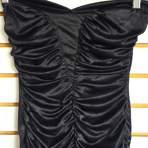 Ruby Rox Vintage Strapless Black Dress - Picture 4 of 6